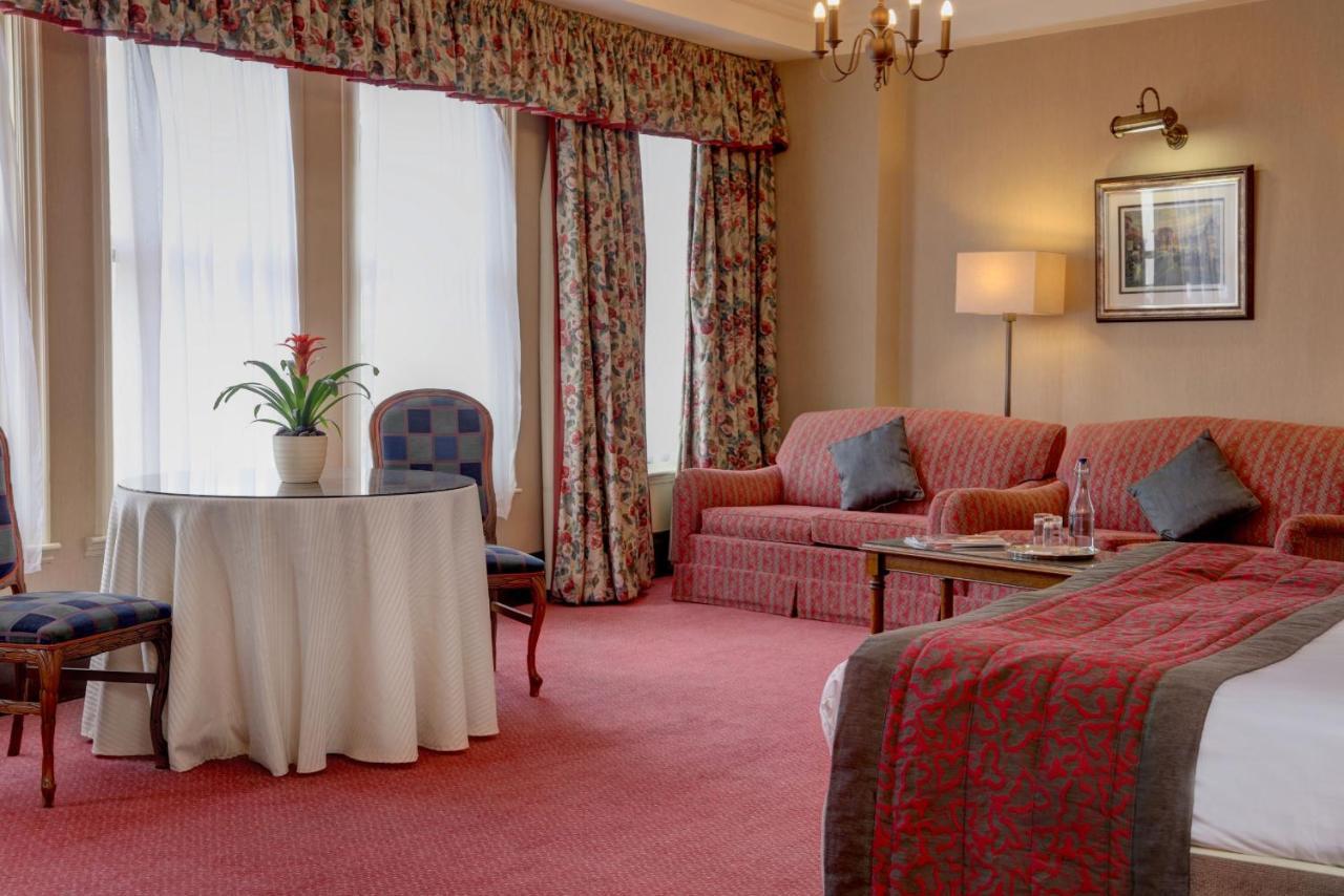 Crown & Mitre Hotel Carlisle  Bagian luar foto