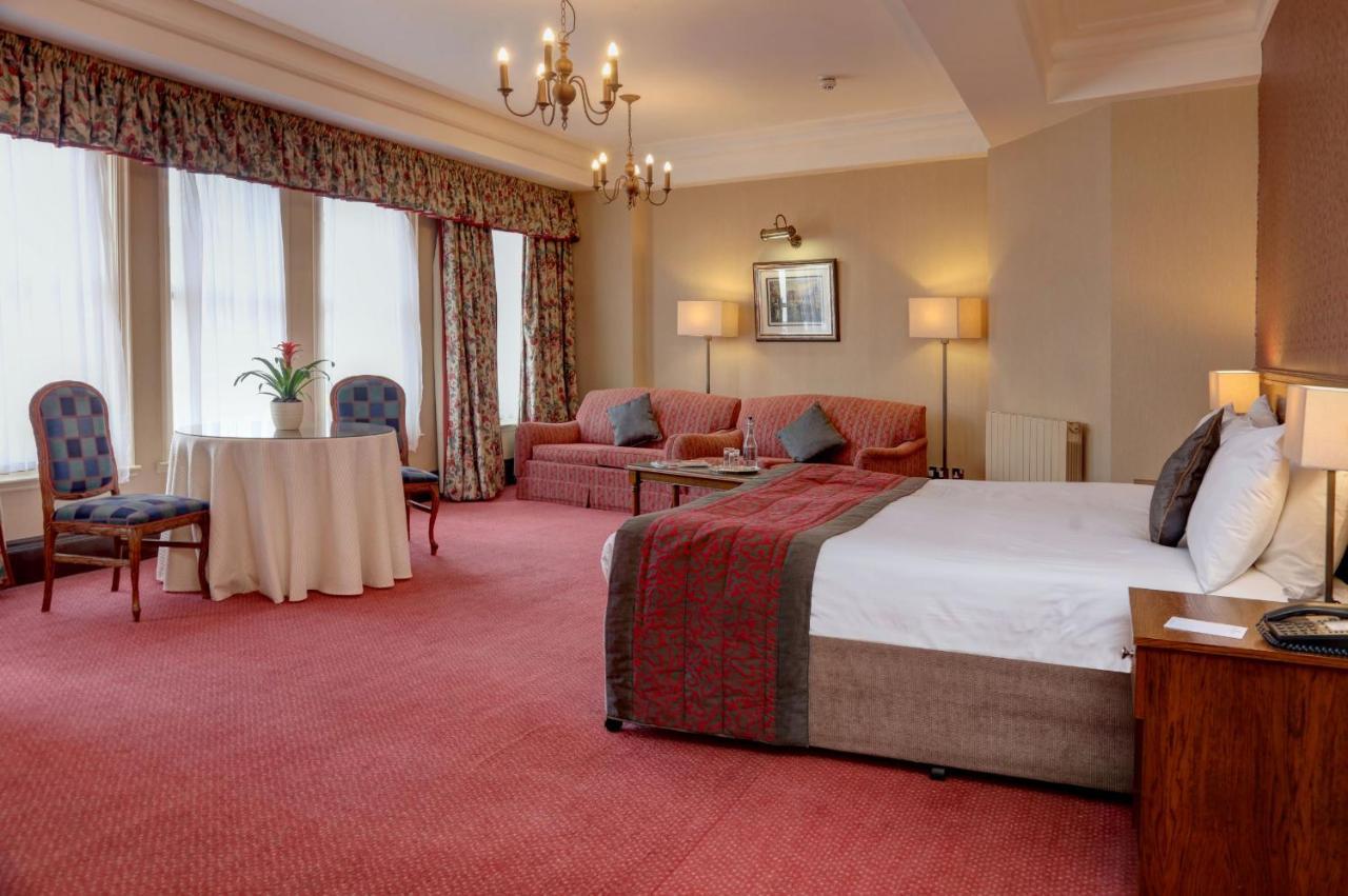 Crown & Mitre Hotel Carlisle  Bagian luar foto