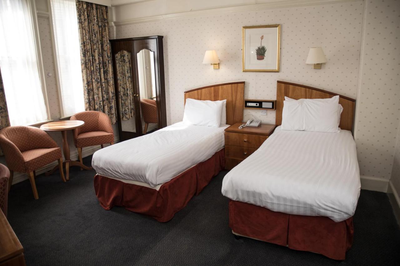 Crown & Mitre Hotel Carlisle  Bagian luar foto