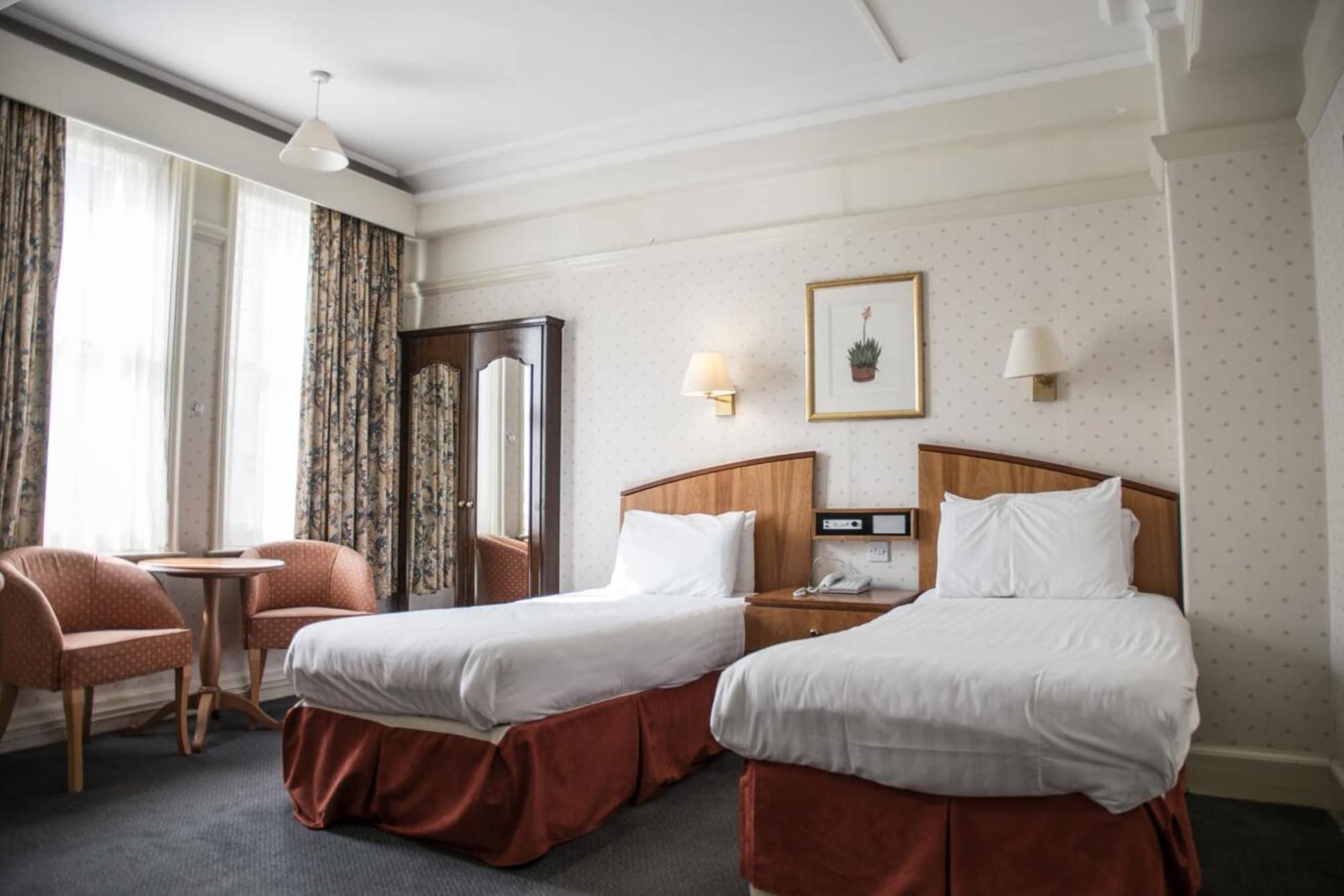 Crown & Mitre Hotel Carlisle  Bagian luar foto