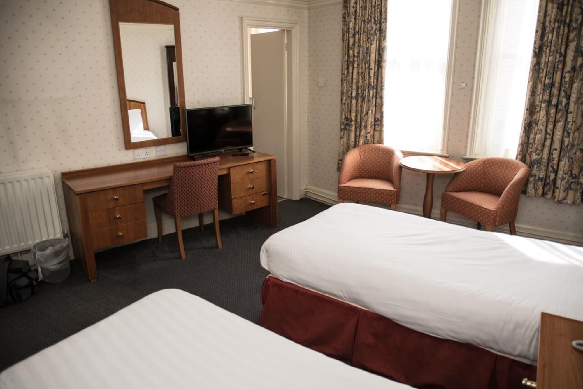 Crown & Mitre Hotel Carlisle  Bagian luar foto