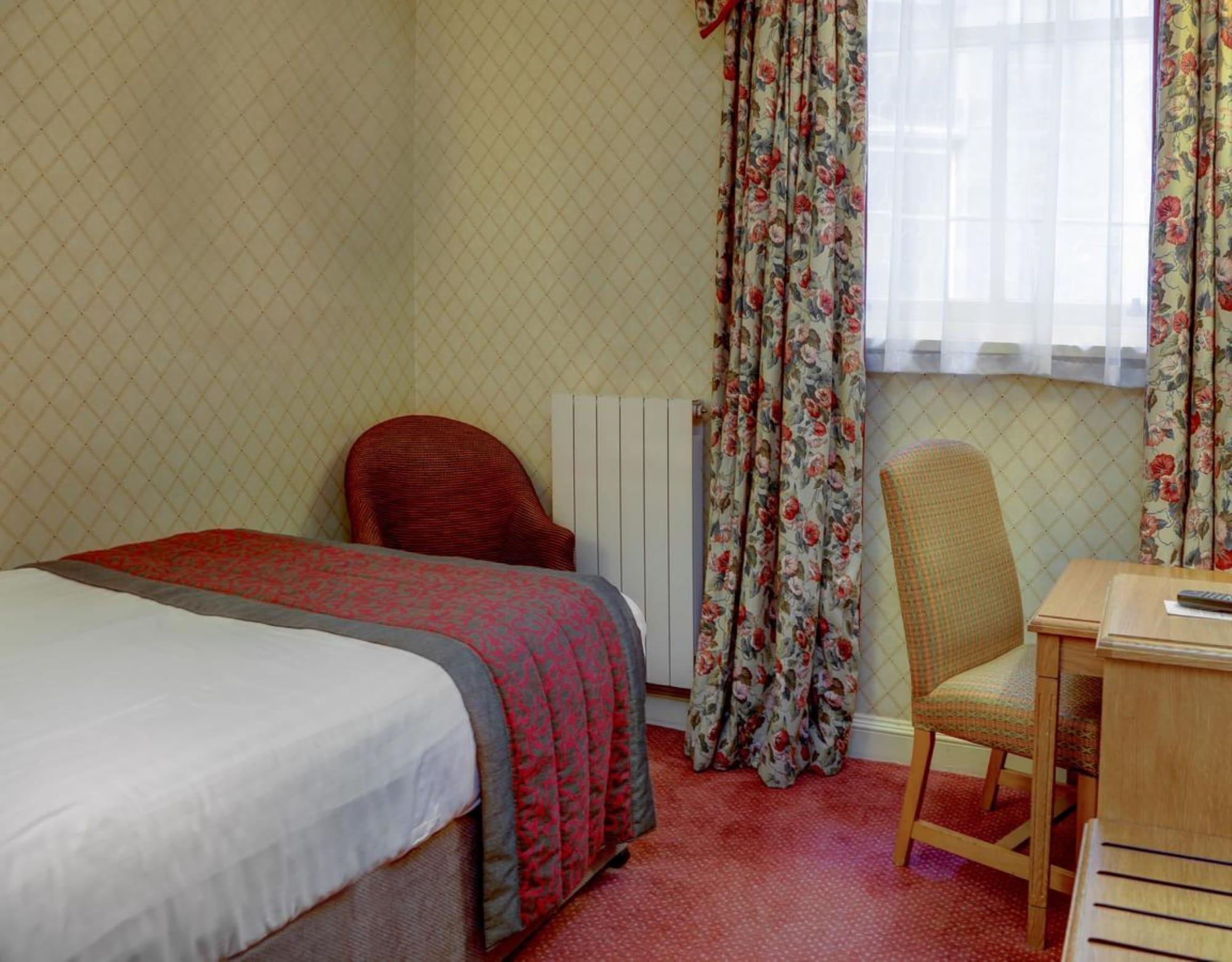 Crown & Mitre Hotel Carlisle  Bagian luar foto